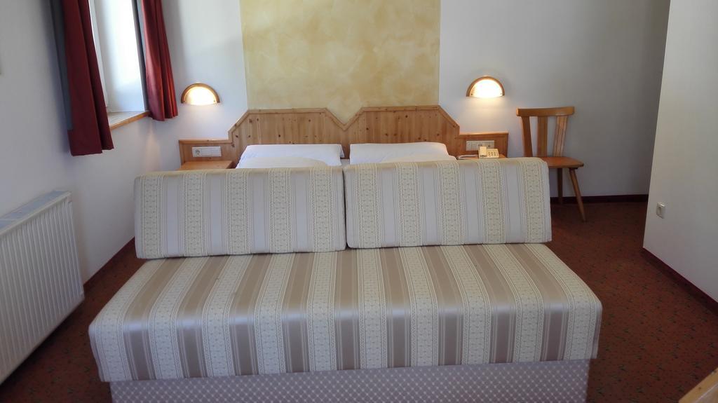 Hotel Aurora Plancios Habitación foto